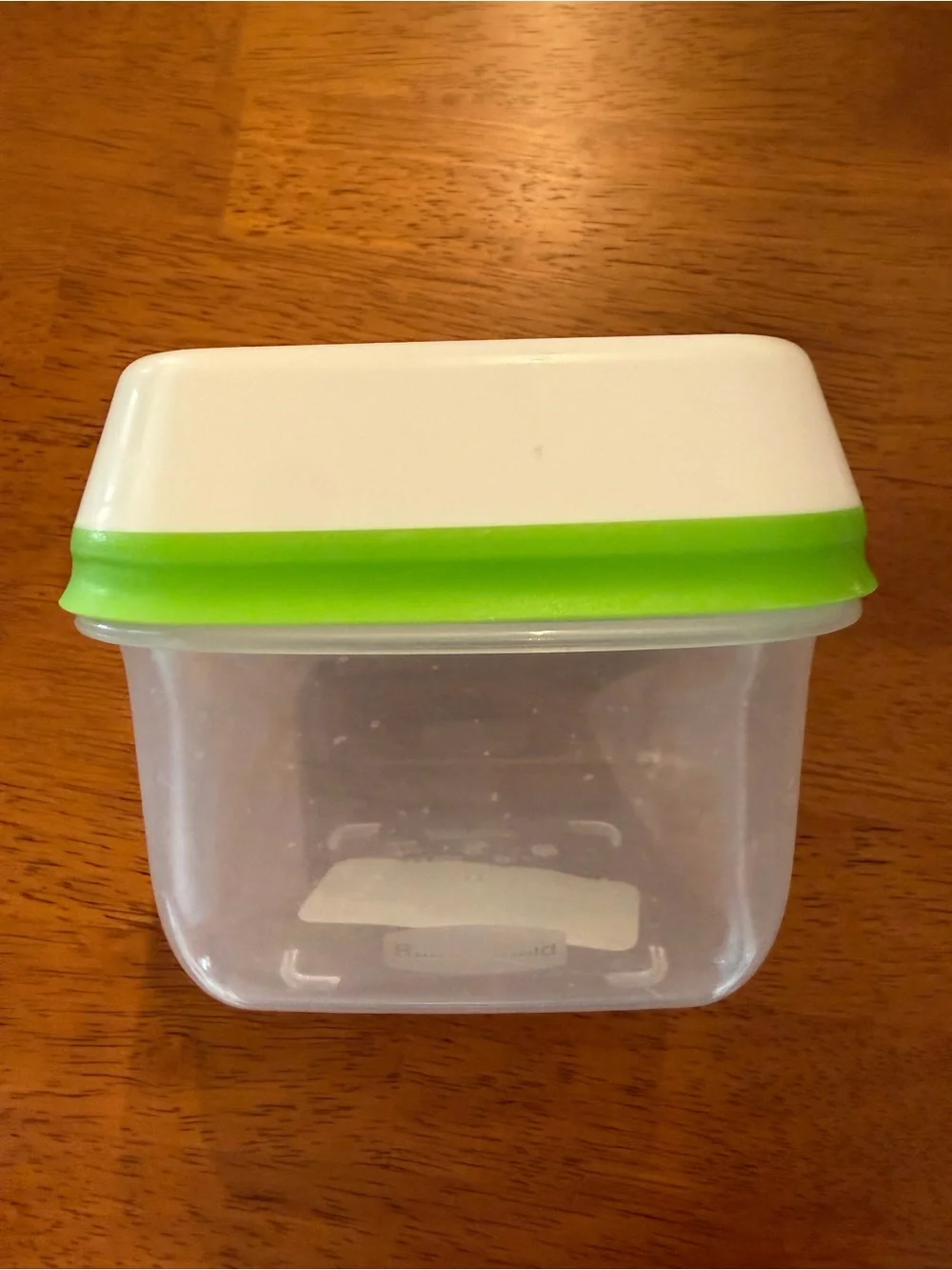 Rubbermaid FreshWorks Produce Saver Food Storage Container, Small & Medium
